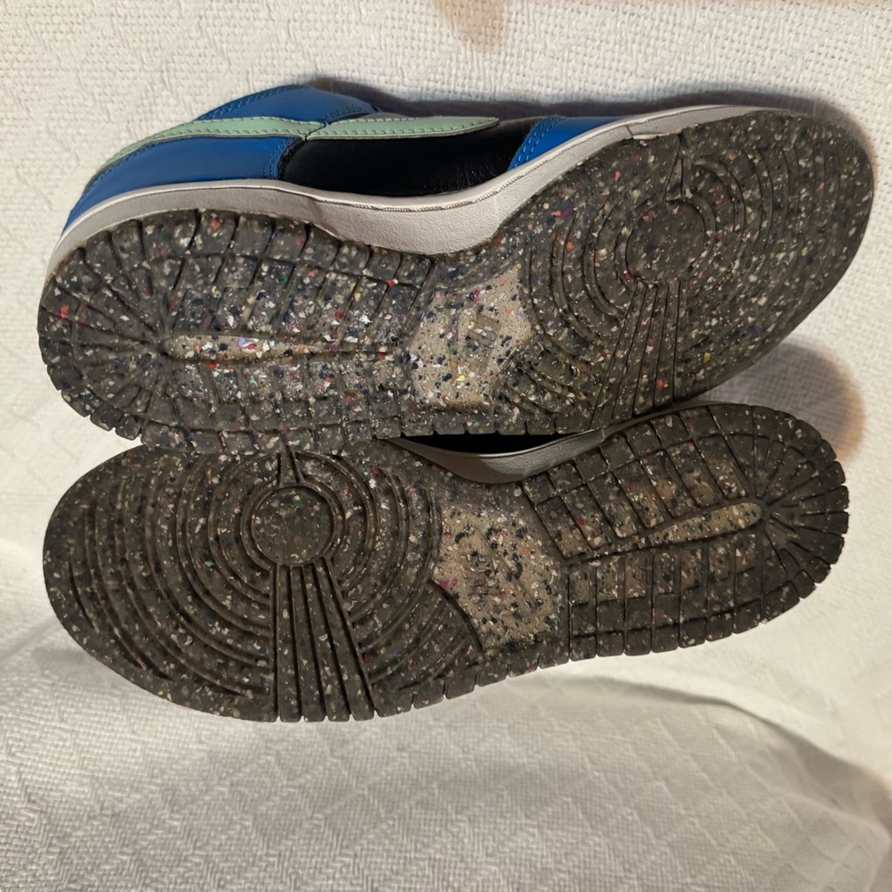 Nike Dunk Low SE ‘Black Light Photo Blue Mint Foam’ Size 6Y or Women’s 7.5 - Picture 11 of 11